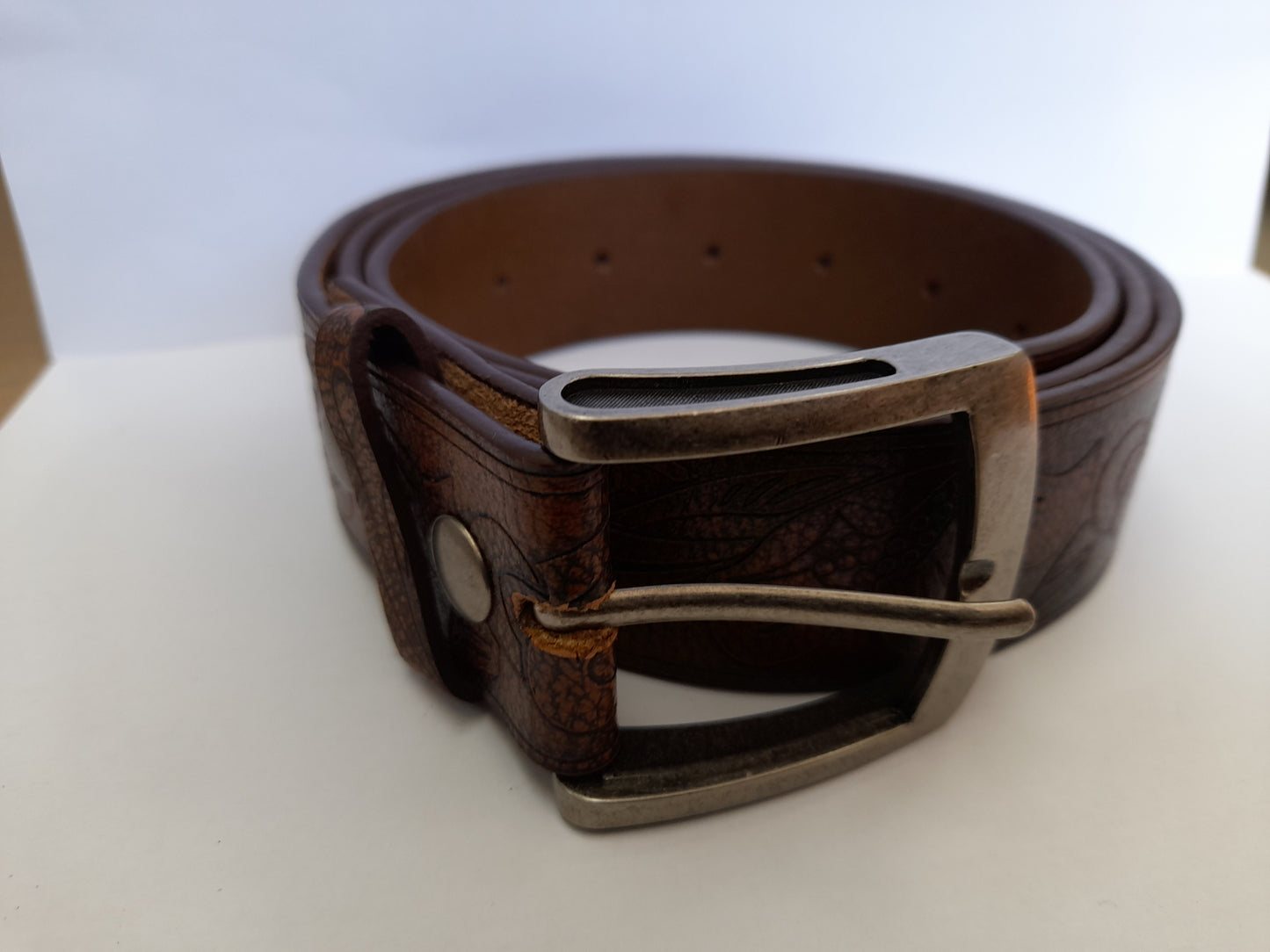 Charles Embossed Belt – The Fitting Belt Company